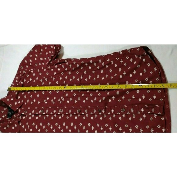 21 Men Size S Small Men's Short Sleeve Shirt Red - Picture 7 of 8